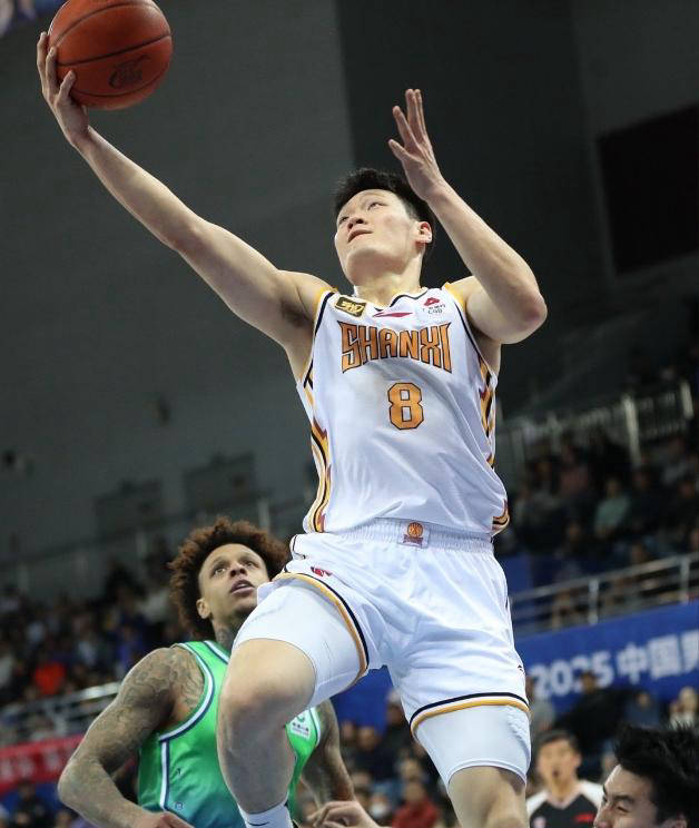 陈国豪25+9北控大胜首钢张宁23分山西胜天津的简单介绍