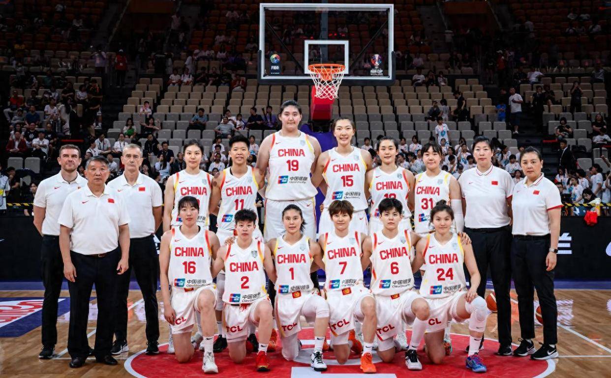 女篮亚洲杯-张子宇8中8韩旭18+12中国擒韩国2连胜的简单介绍